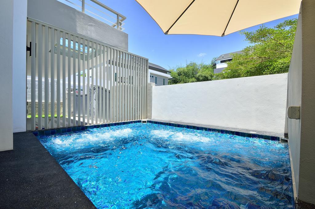 Plumeria Luxury Service Villa George Town Buitenkant foto