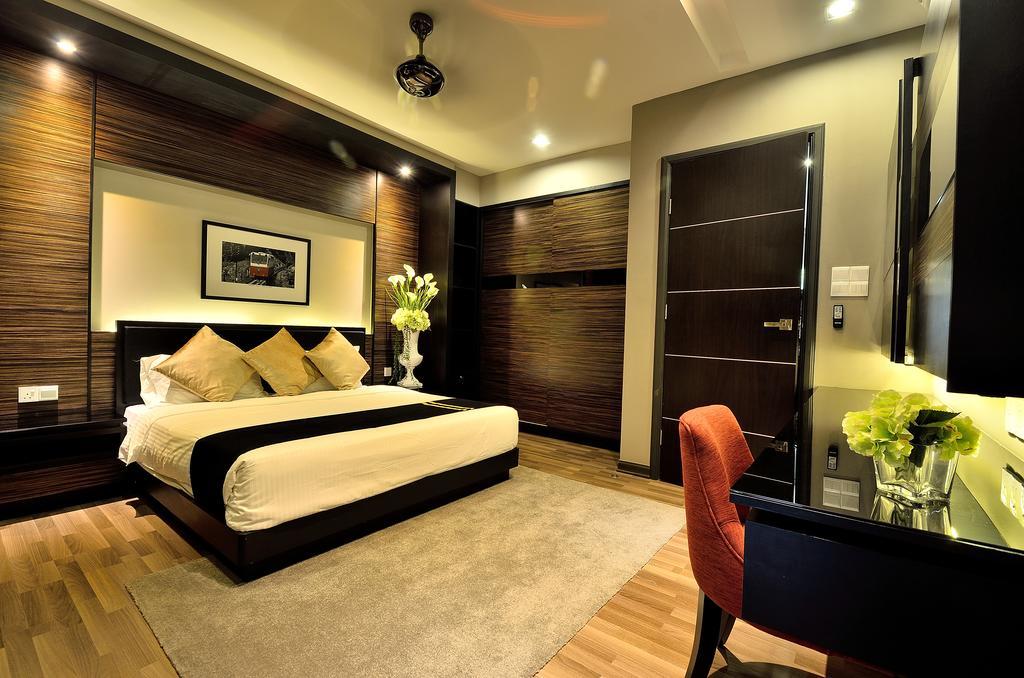 Plumeria Luxury Service Villa George Town Buitenkant foto